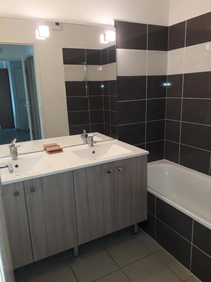 Bel Appartement En Residence Avec Parking Prive Arvert المظهر الخارجي الصورة